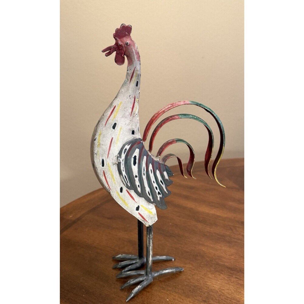 Tin Metal Colorful Painted Rooster Figure  Sculpture Wire Feet Farmhouse t-1041